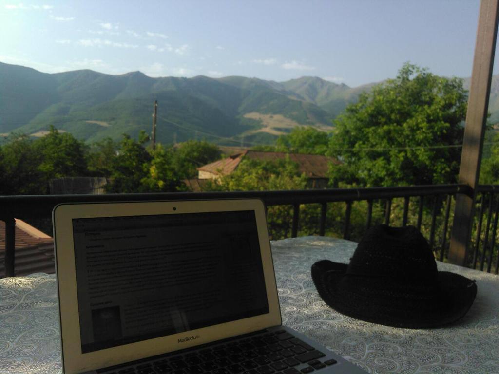 Saro B&B And Safari Tours Tatev Exterior foto