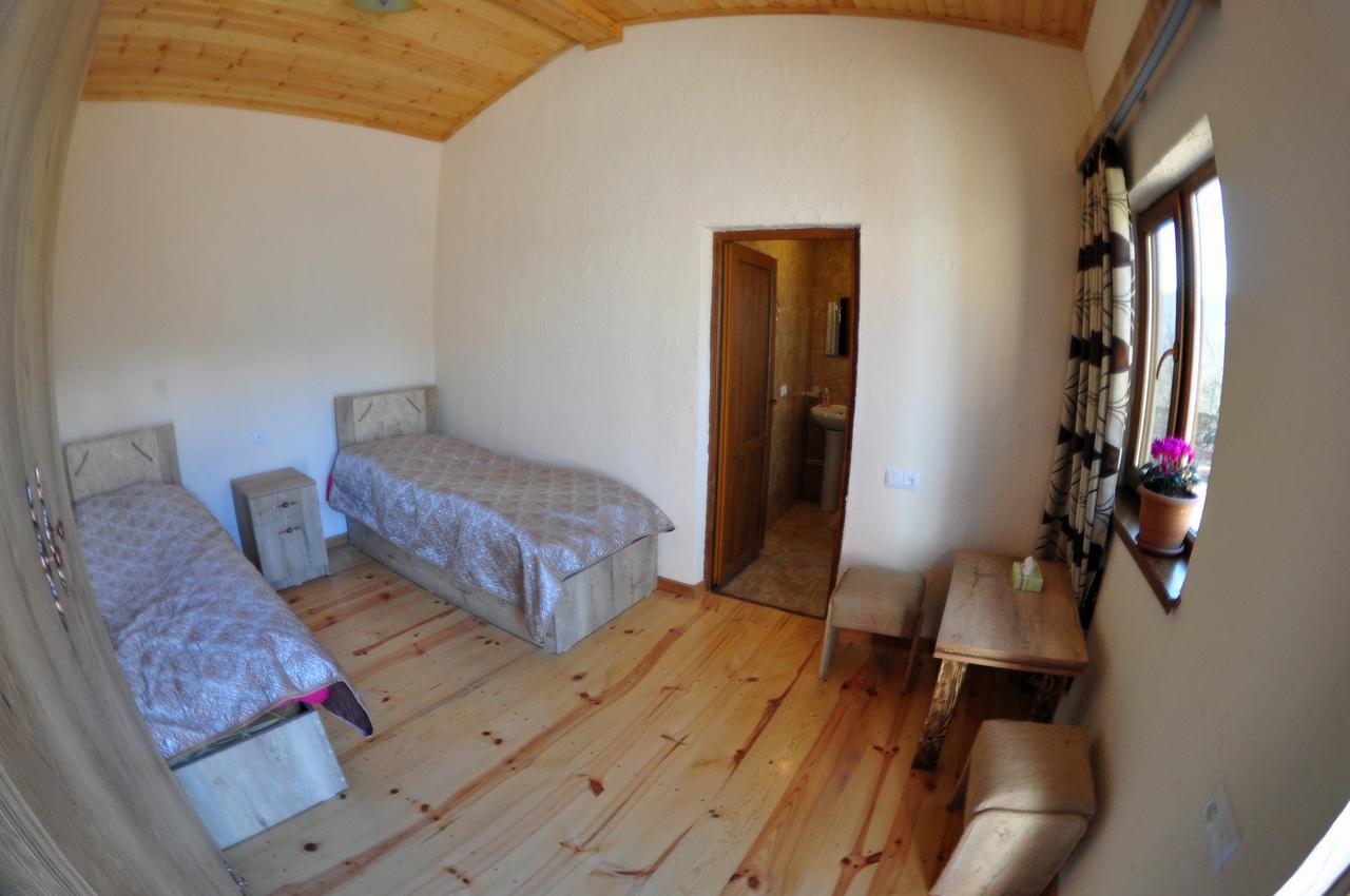Saro B&B And Safari Tours Tatev Exterior foto