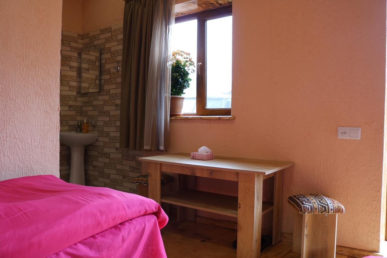 Saro B&B And Safari Tours Tatev Exterior foto