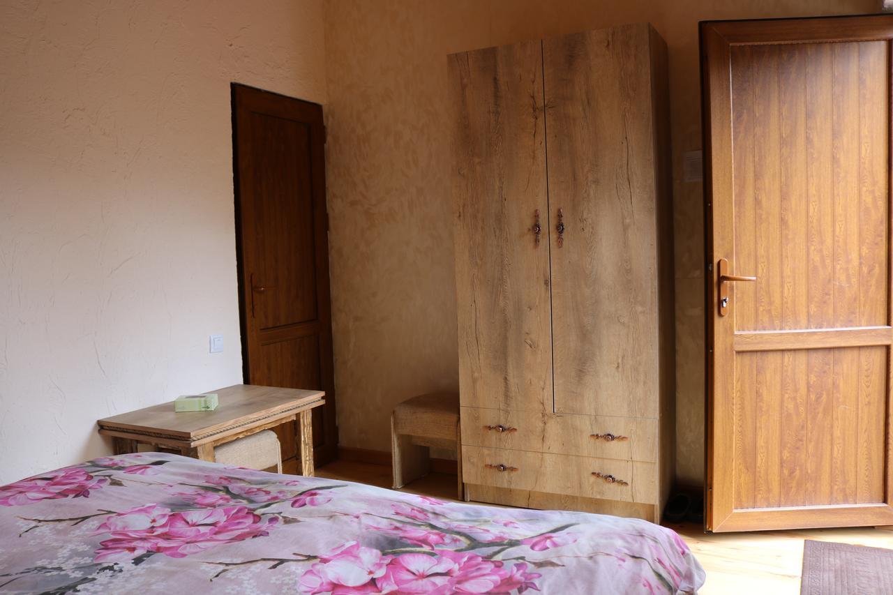 Saro B&B And Safari Tours Tatev Exterior foto