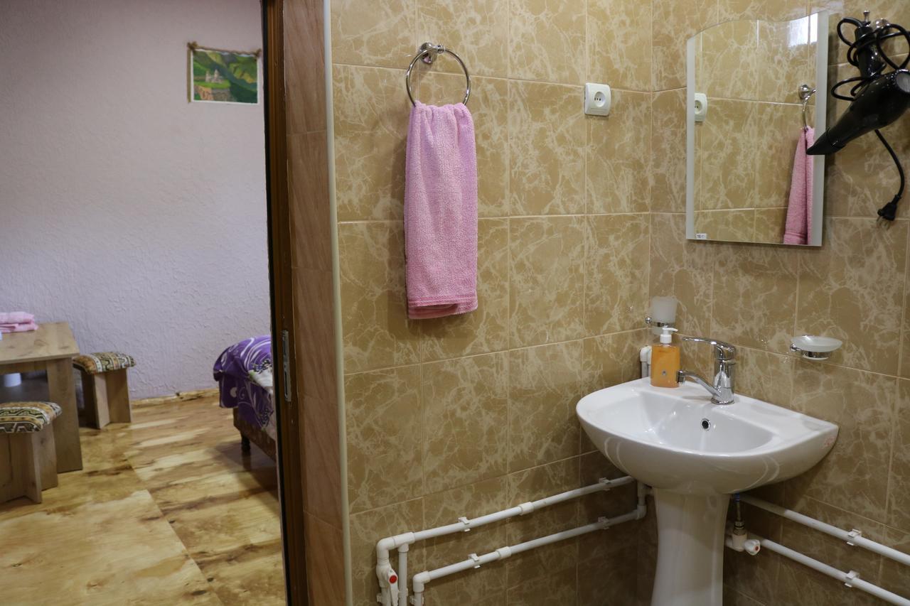 Saro B&B And Safari Tours Tatev Exterior foto