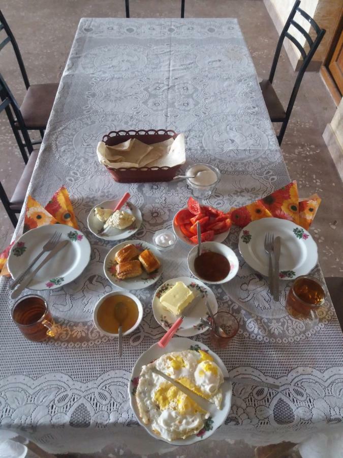 Saro B&B And Safari Tours Tatev Exterior foto